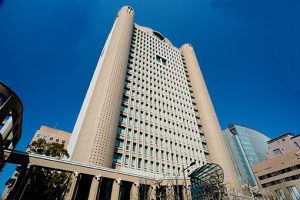 １０年後には早慶明になるには大学側は何をすれば？